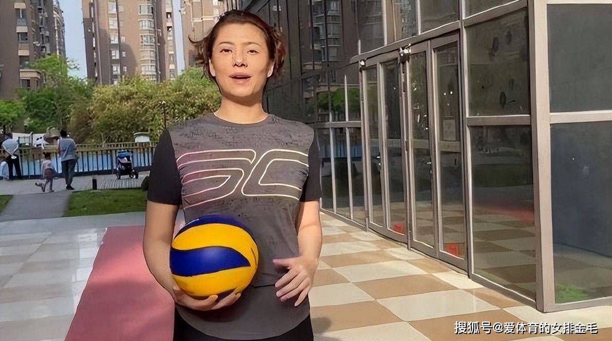 但，恰是外星人和人类缔造了异形，犹如核实验制造了哥斯拉。